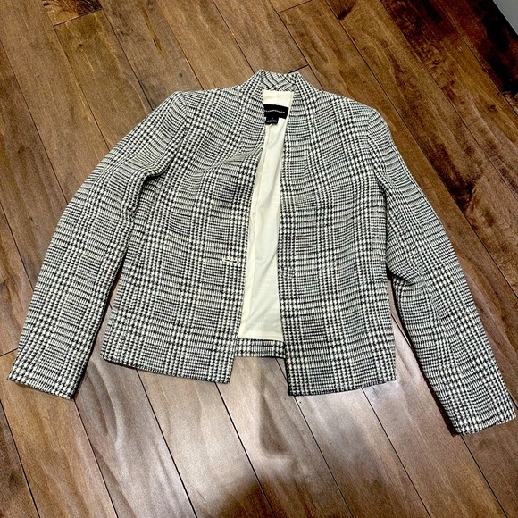 Club Monaco tweed blazer in size 2 - Picture 1 of 4